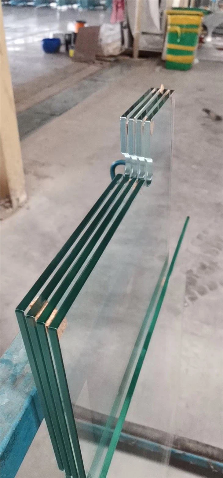 Automatic Glass Cutting Machine